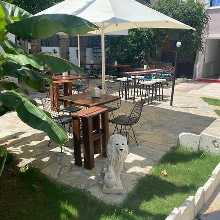 Mavi Butik Apart Çeşme Eksteriør bilde