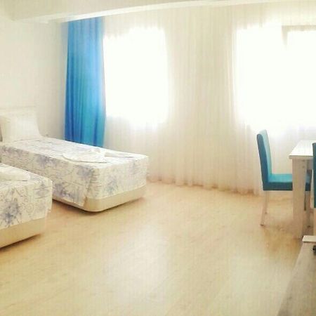 Mavi Butik Apart Çeşme Eksteriør bilde