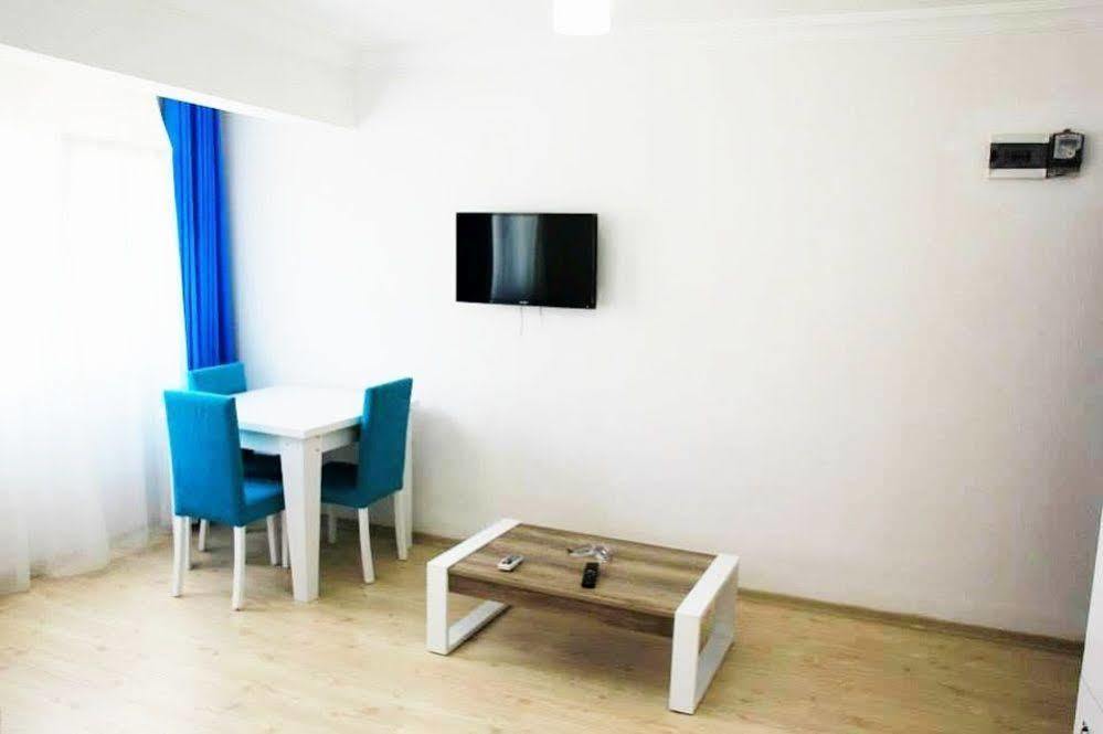 Mavi Butik Apart Çeşme Eksteriør bilde