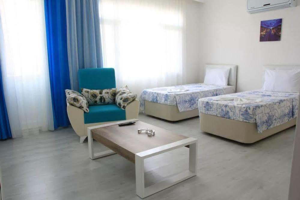 Mavi Butik Apart Çeşme Eksteriør bilde