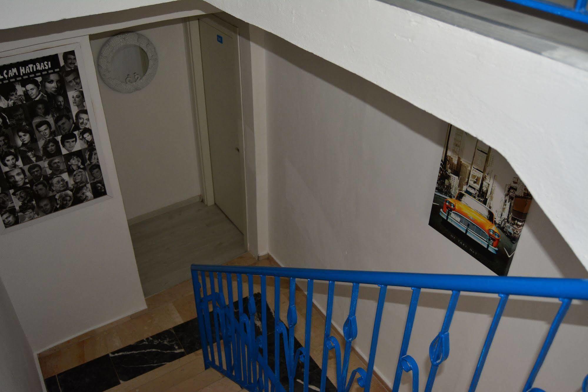 Mavi Butik Apart Çeşme Eksteriør bilde