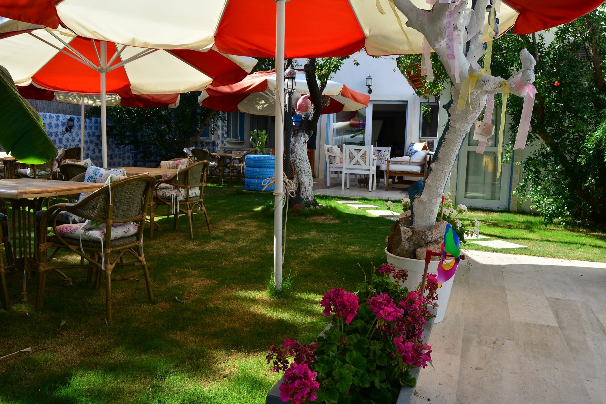 Mavi Butik Apart Çeşme Eksteriør bilde